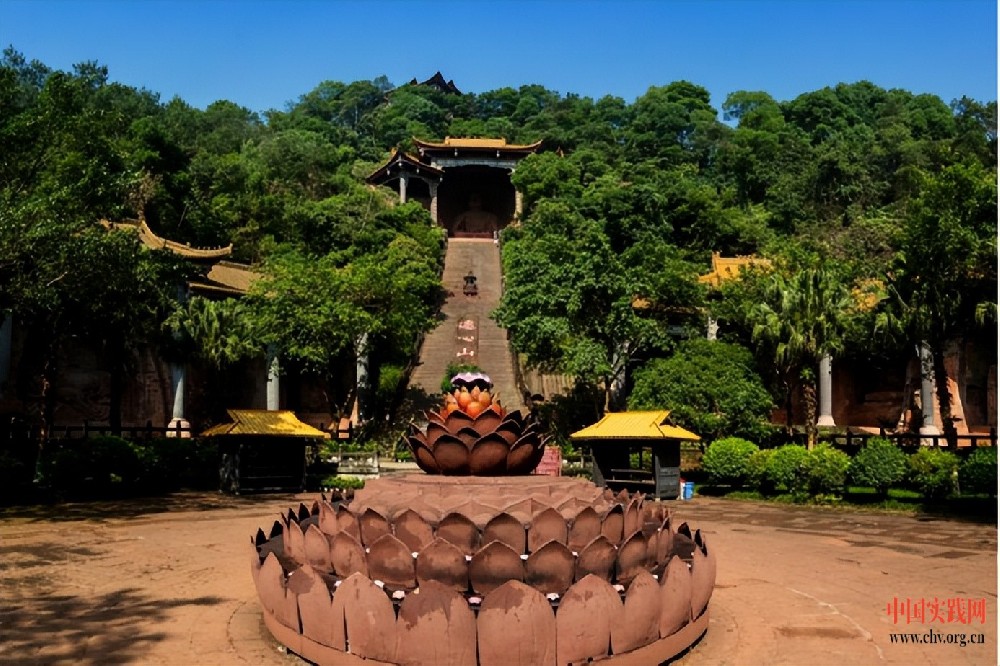 聚焦东方佛都热门景点：最美爱情圣地——连心山