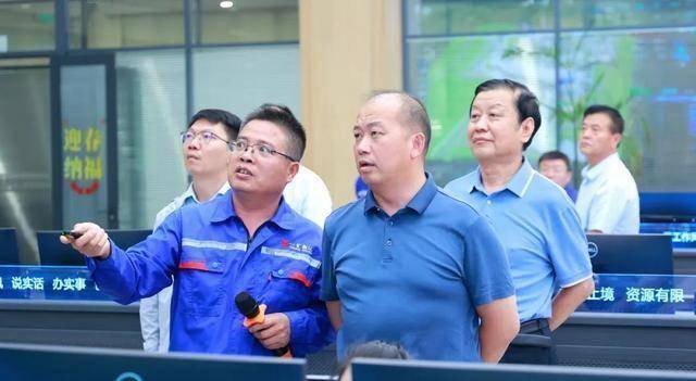 新疆生产建设兵团第六师杨国勇深入平遥煤化集团考察调研